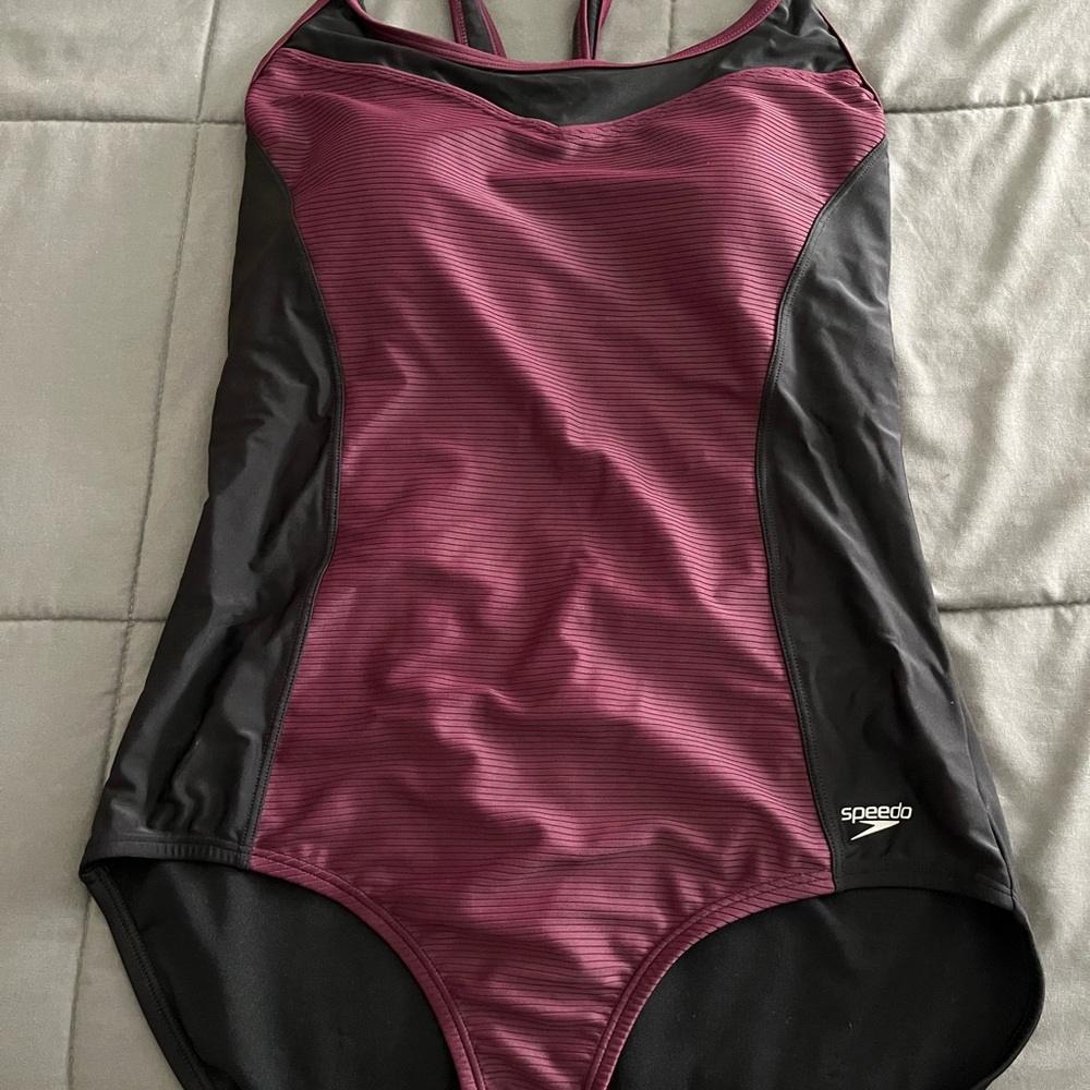 EUC Speedo Women's Maroon and Black One-Piece Swimsuit